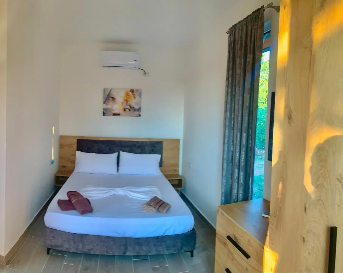 Θέρετρο Natyra E Ishullit - Hotel, Ristorant, Camping - Lezhe, Shengjin, Ishull Shengjin Lezhe, Shengjin, Lezhe Αλβανία