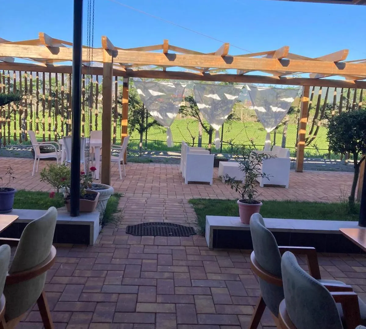 Θέρετρο Natyra E Ishullit - Hotel, Ristorant, Camping - Lezhe, Shengjin, Ishull Shengjin Lezhe, Shengjin, Lezhe Αλβανία